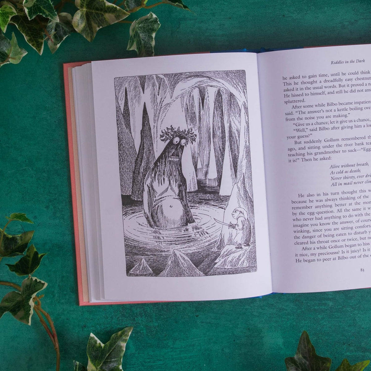 The Hobbit Illustrated by Tove Jansson [HARDBACK]